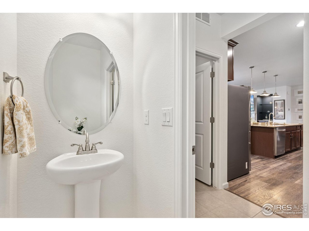 302 Rocking Chair Dr