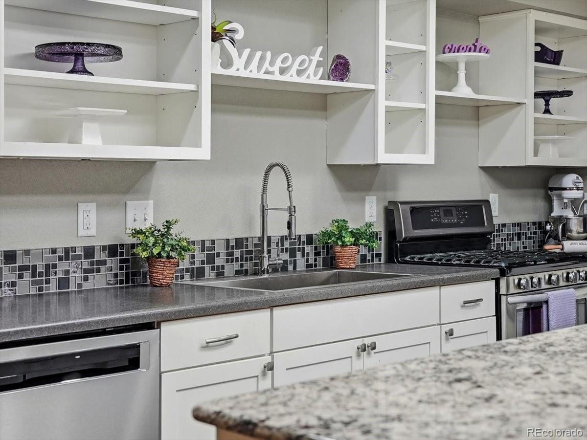 2099 Mountain Iris Drive