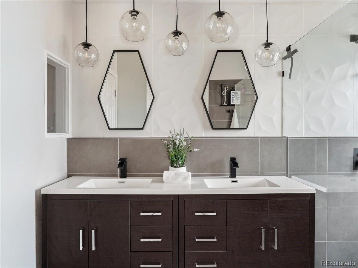 2099 Mountain Iris Drive