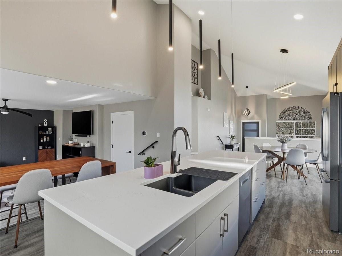 2099 Mountain Iris Drive