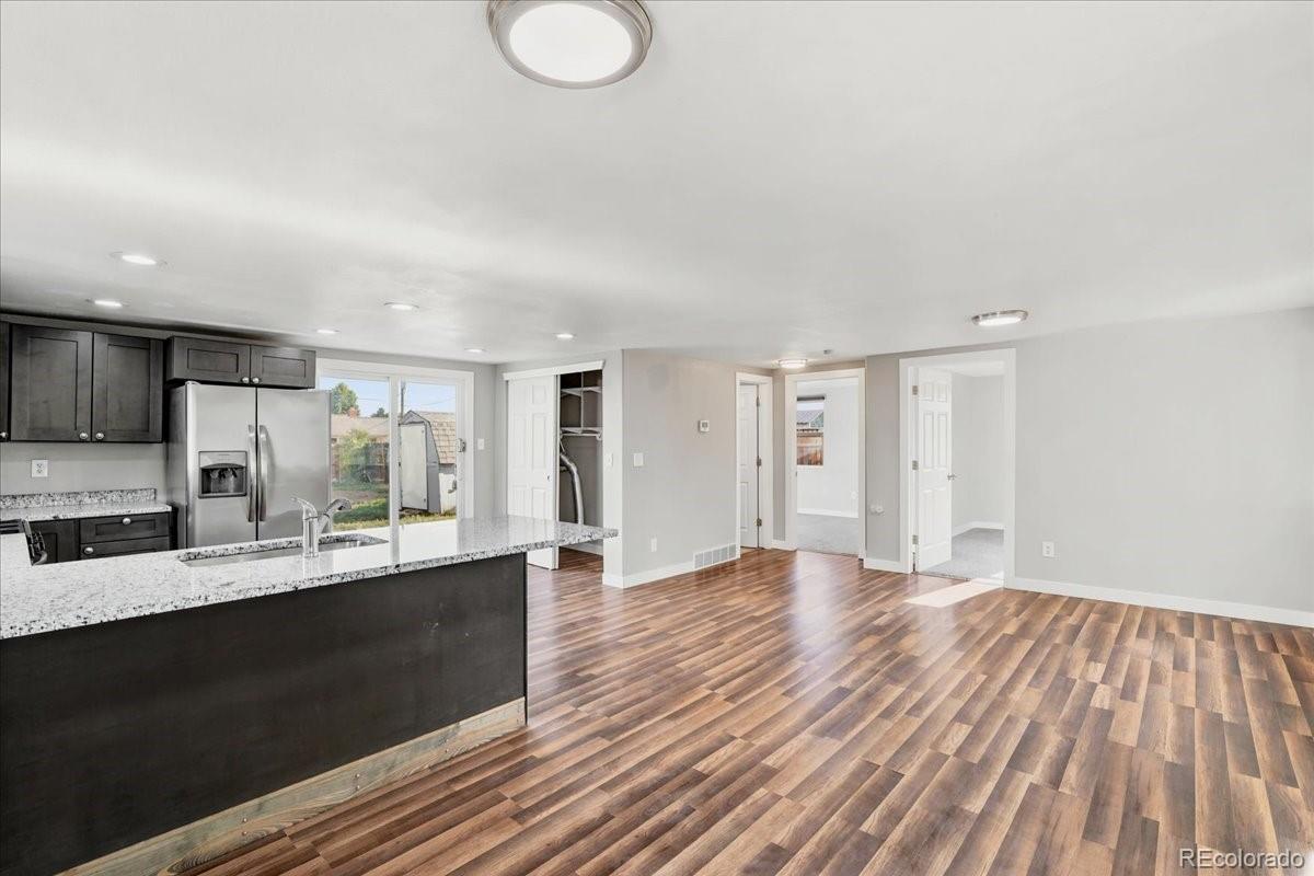 7194 Garden Lane