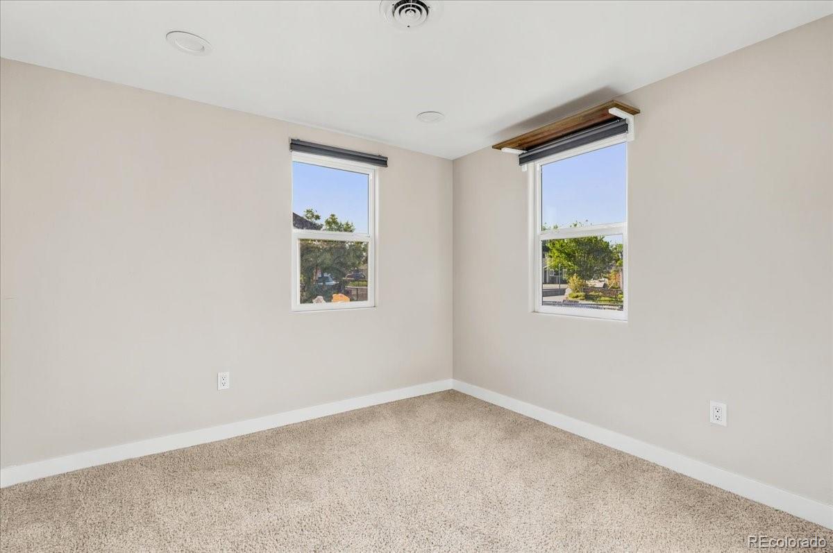 7194 Garden Lane