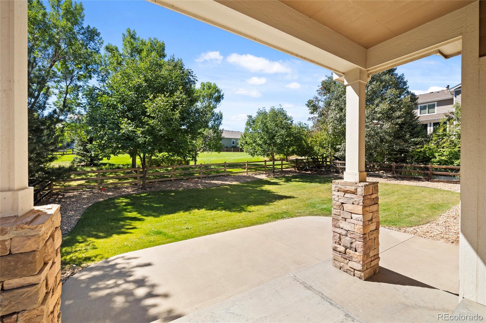2810 Eagle Circle