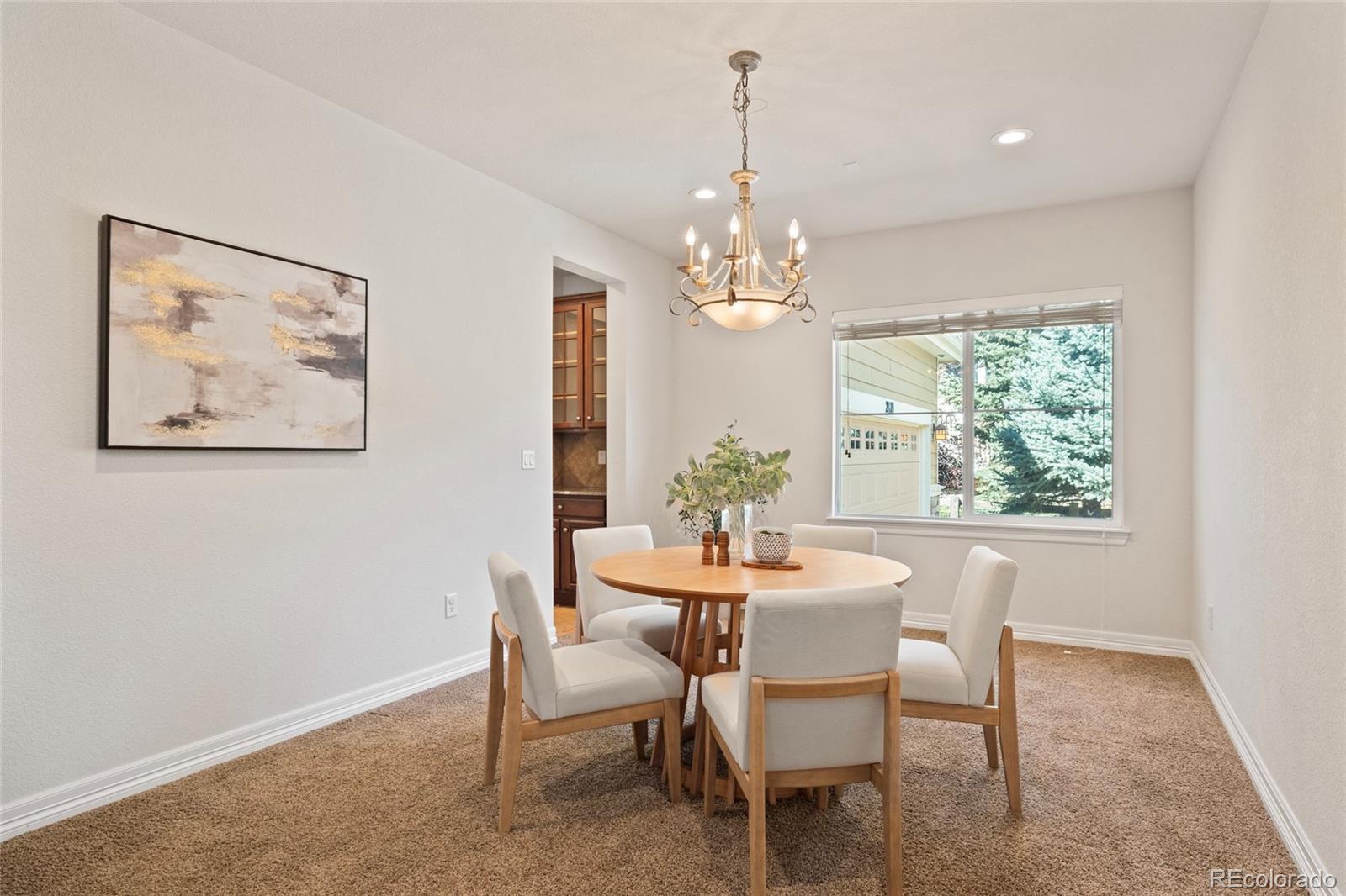 2810 Eagle Circle