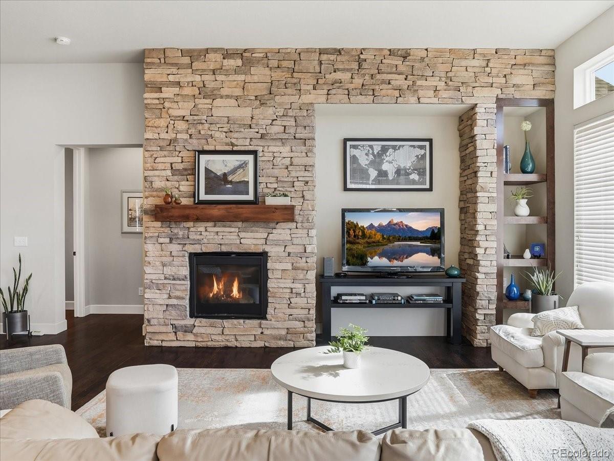 2252 Front Range Court