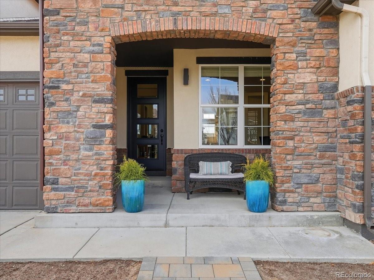 2252 Front Range Court