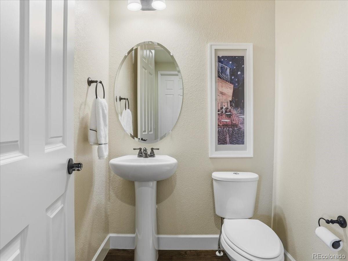 2252 Front Range Court