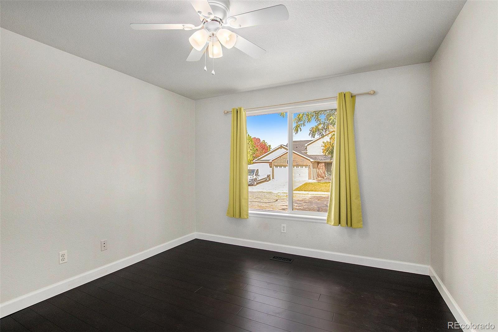 1936 E 144th Drive