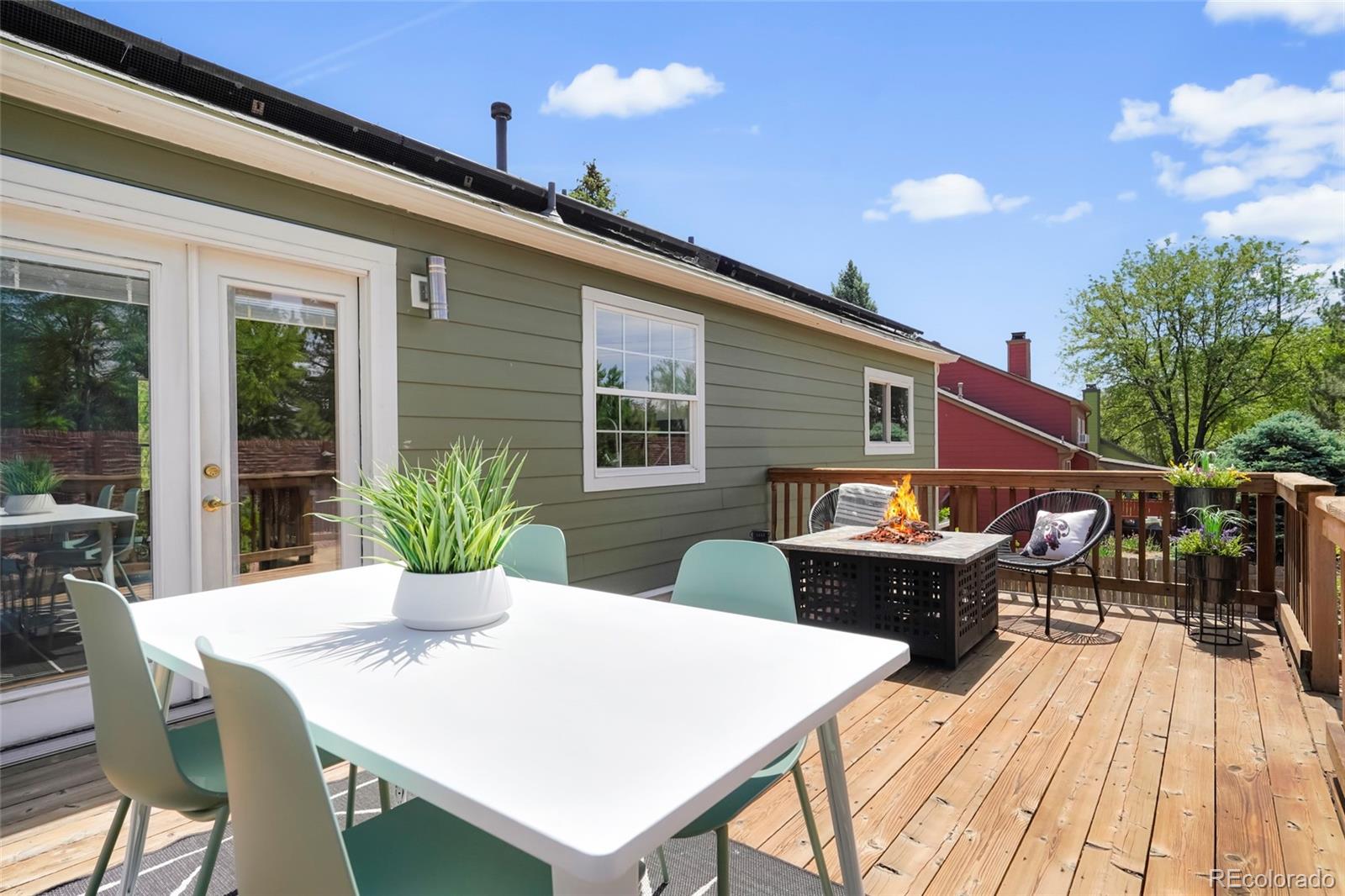 768 Barberry Circle