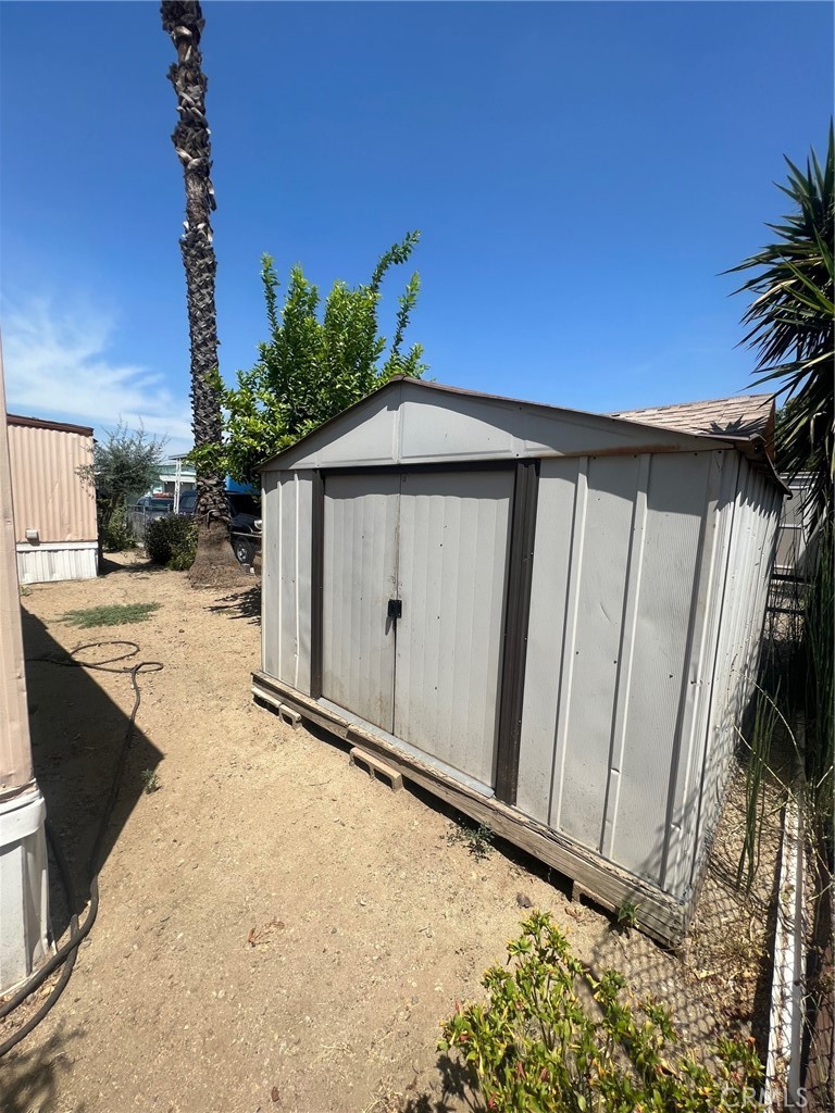 17333 Valley Boulevard 123E