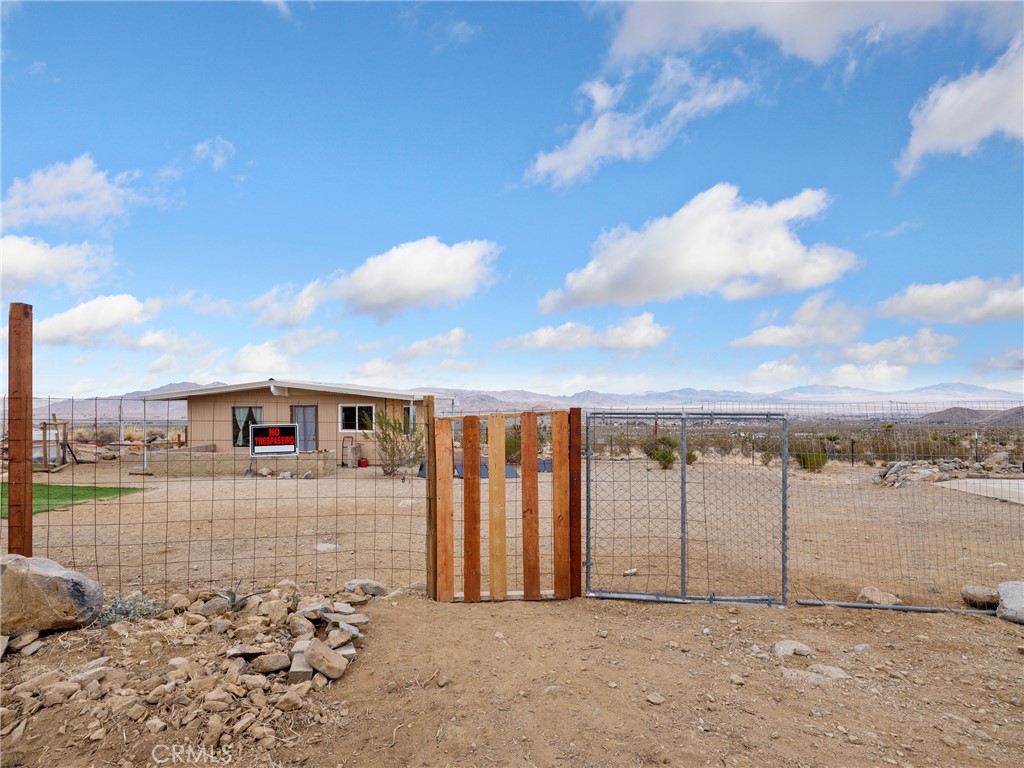 31176 Emerald Road