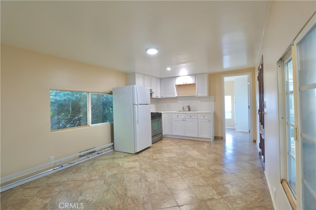 13441 Lakewood Boulevard 40