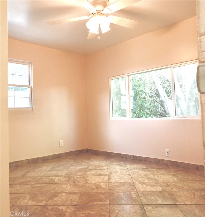 13441 Lakewood Boulevard 40