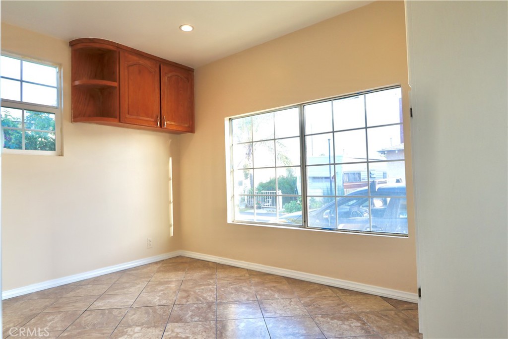 13441 Lakewood Boulevard 40