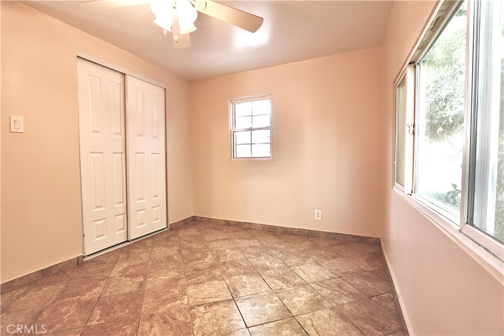 13441 Lakewood Boulevard 40