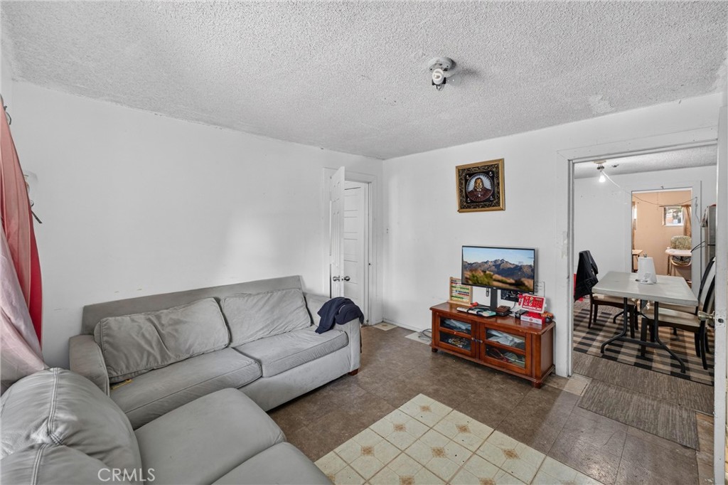 4123 Chevy Chase