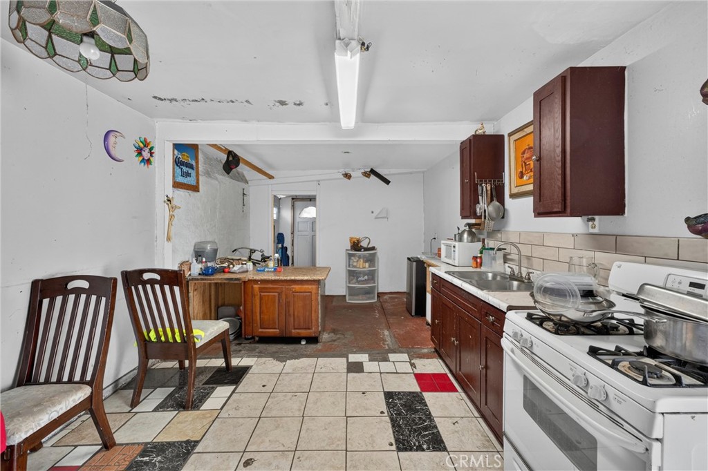 4123 Chevy Chase