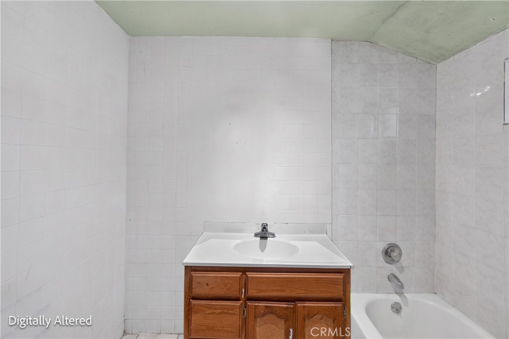 4123 Chevy Chase
