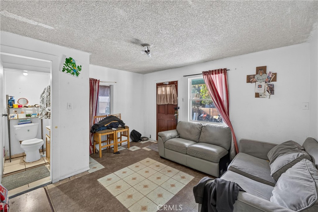 4123 Chevy Chase
