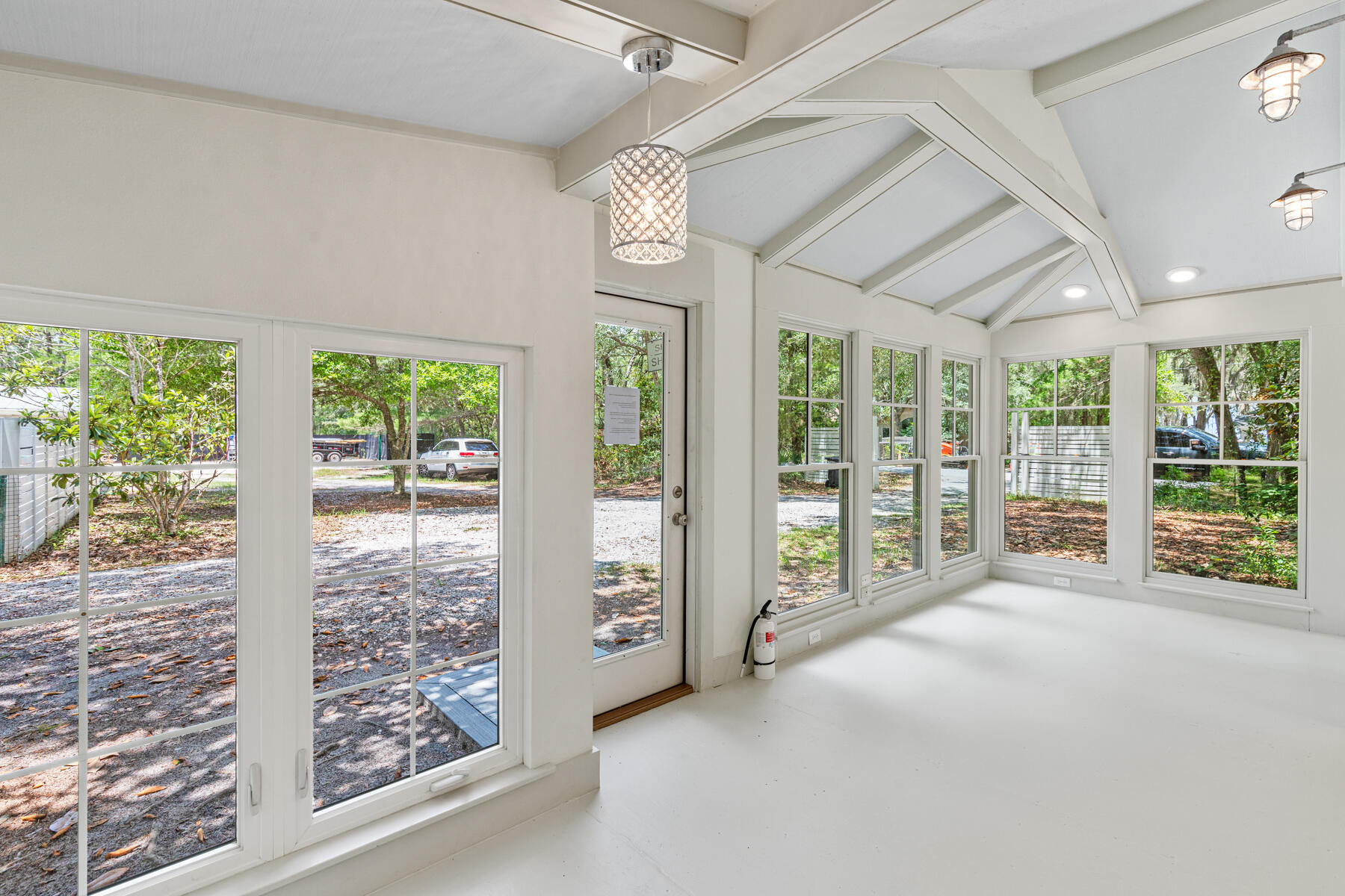 180 E Mitchell Avenue