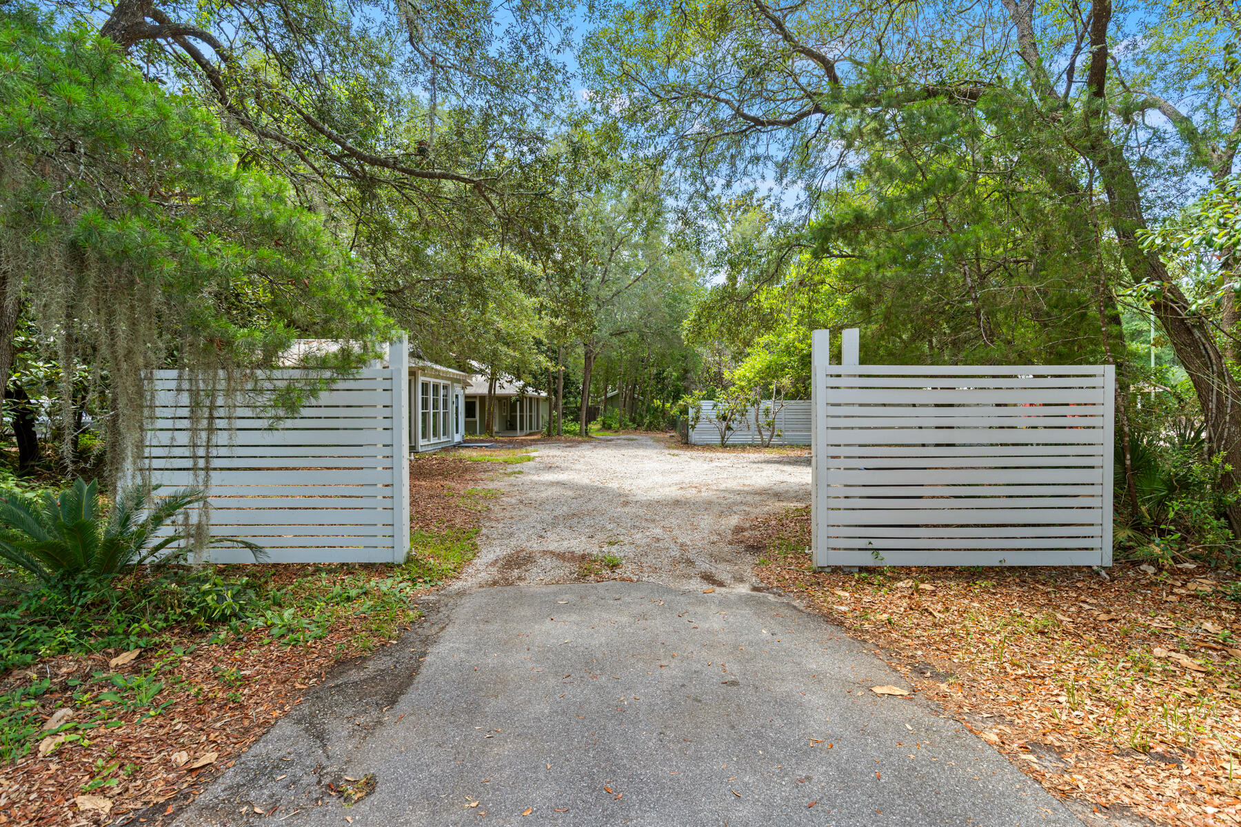 180 E Mitchell Avenue