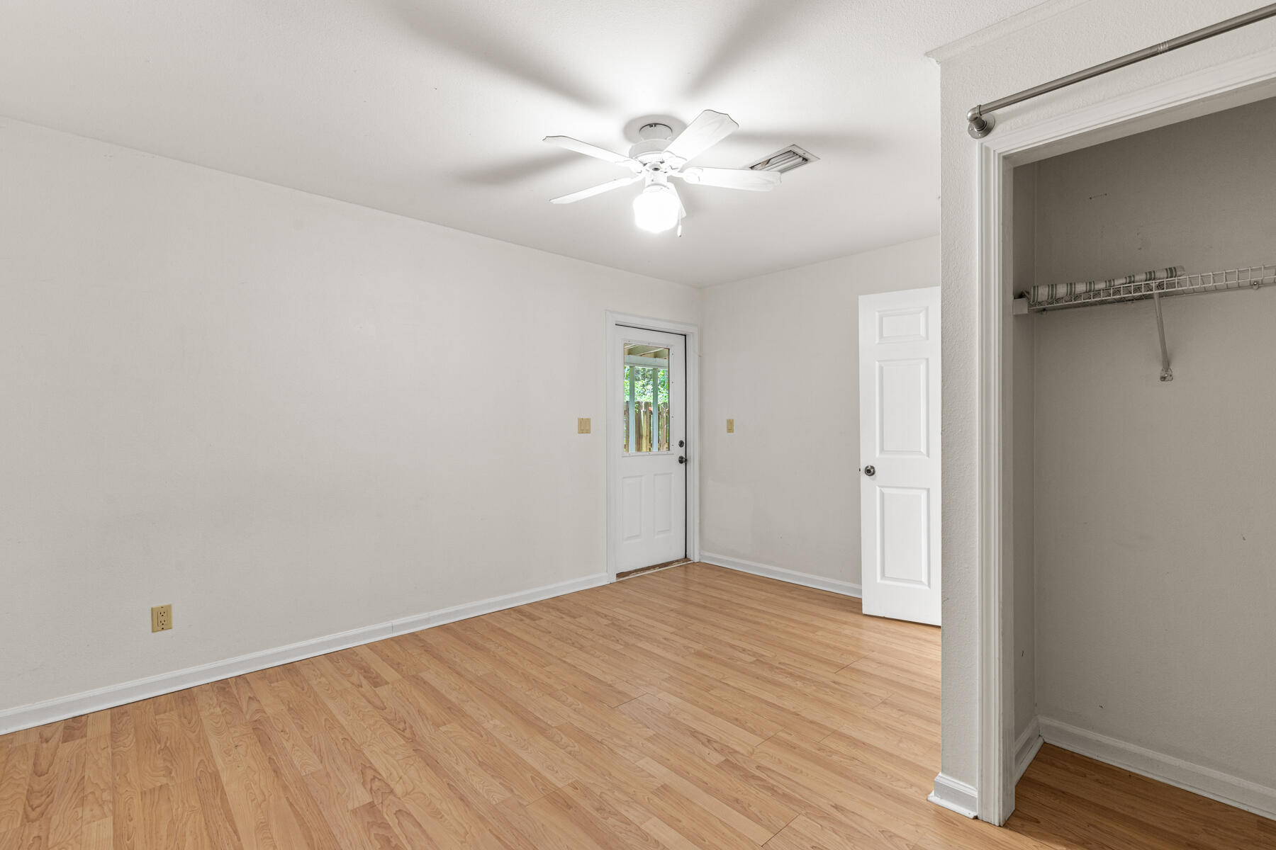 180 E Mitchell Avenue