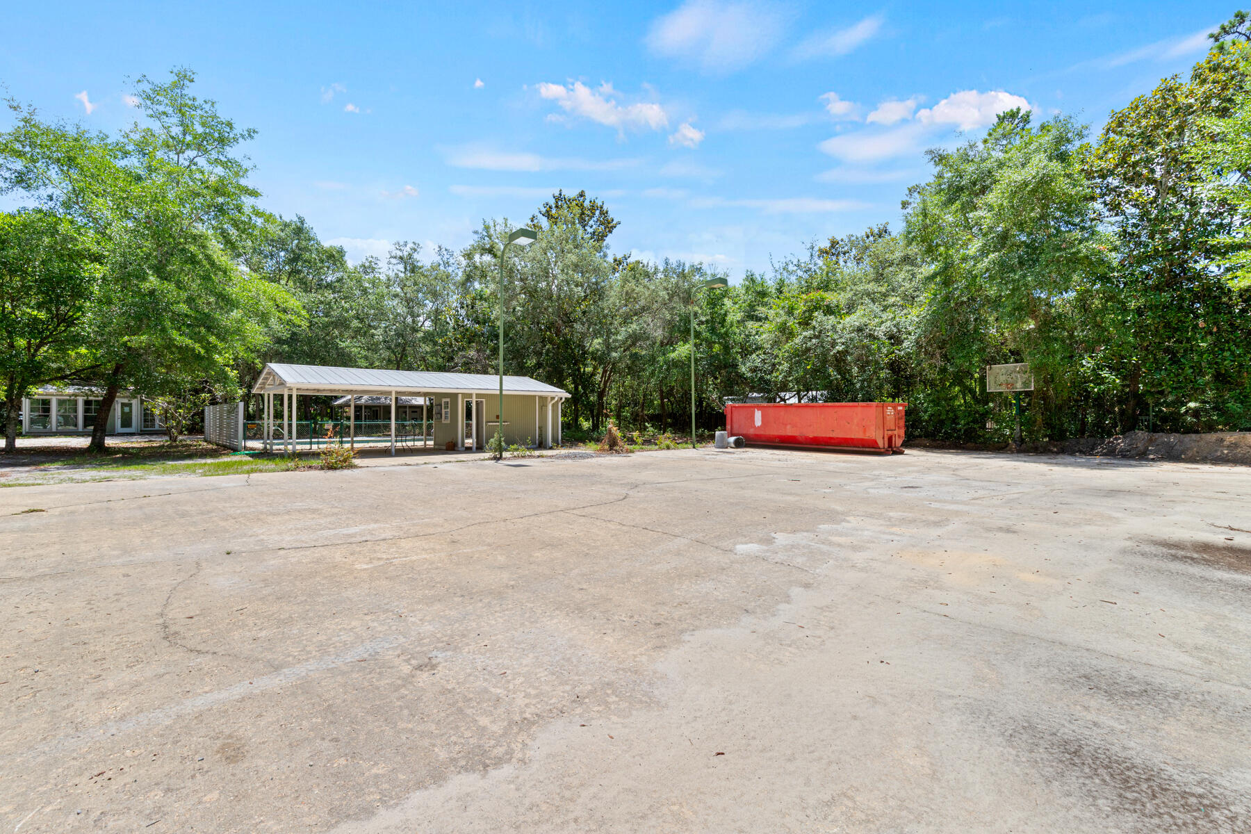 180 E Mitchell Avenue