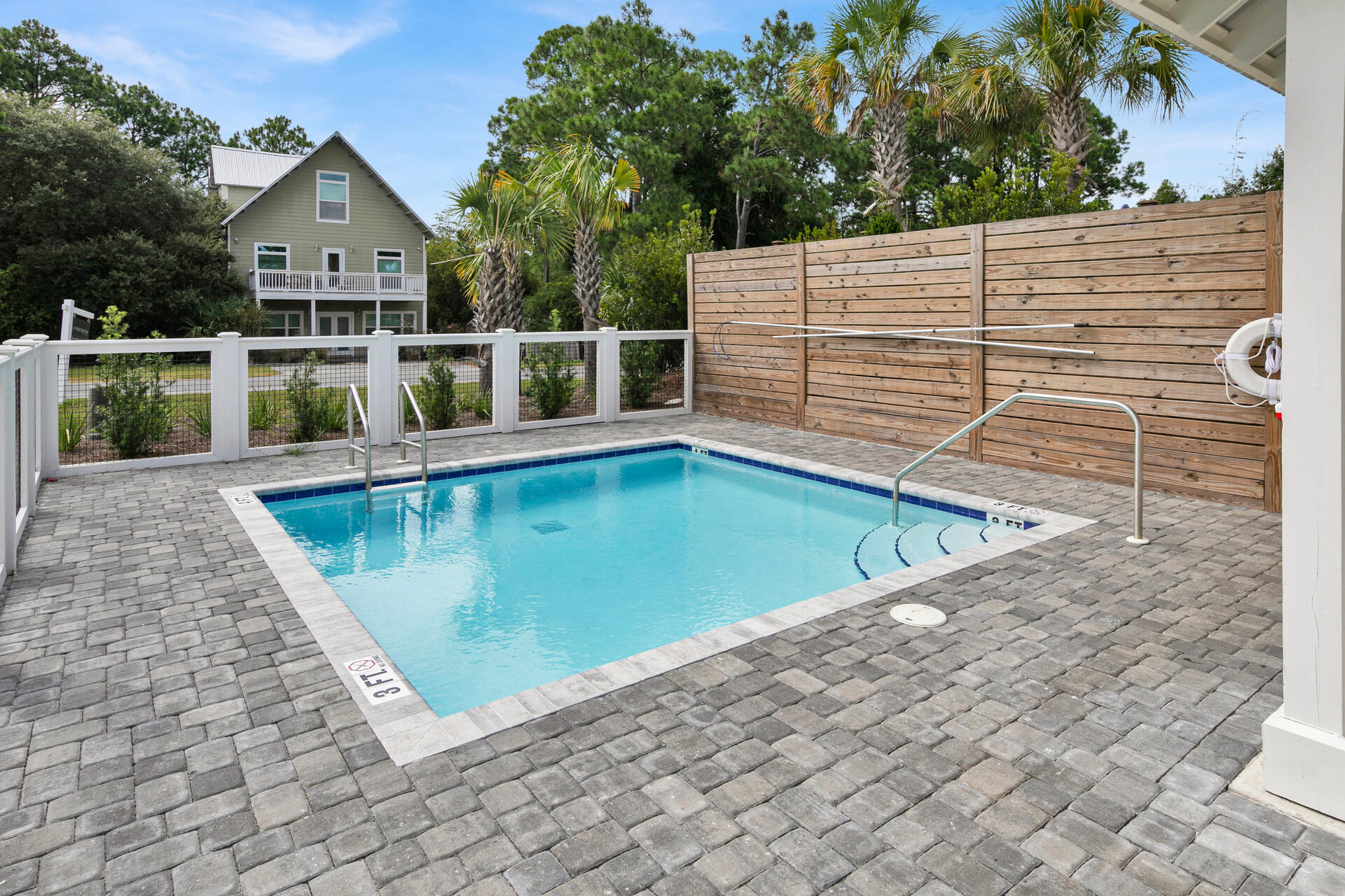 24 Blue Gulf Drive, # 4