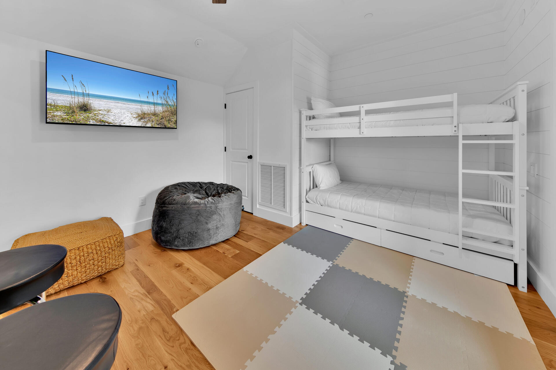 24 Blue Gulf Drive, # 4