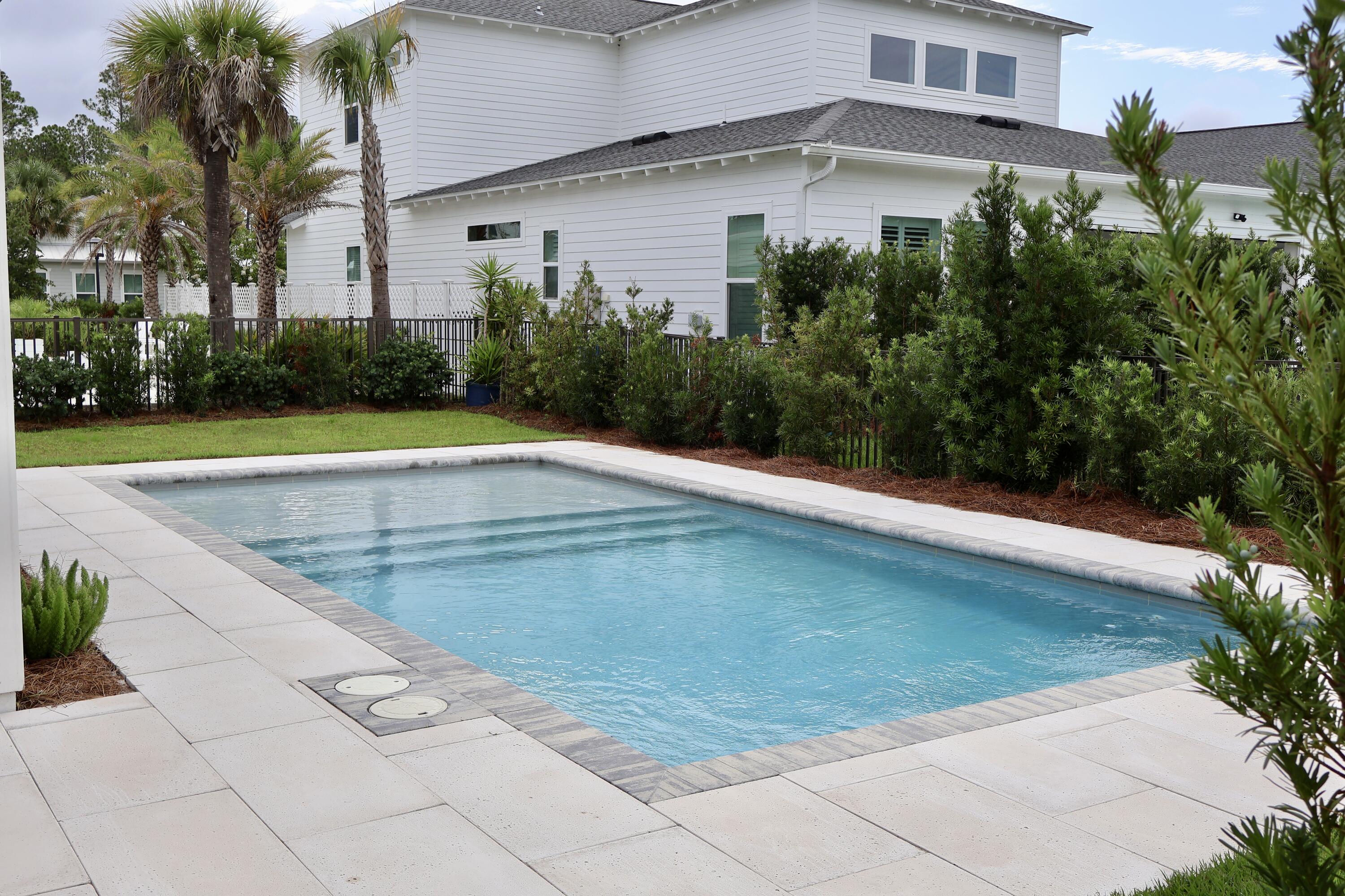 425 Lafayette Road