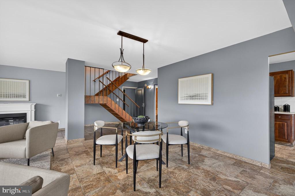 5300 COLUMBIA PIKE Unit: 701