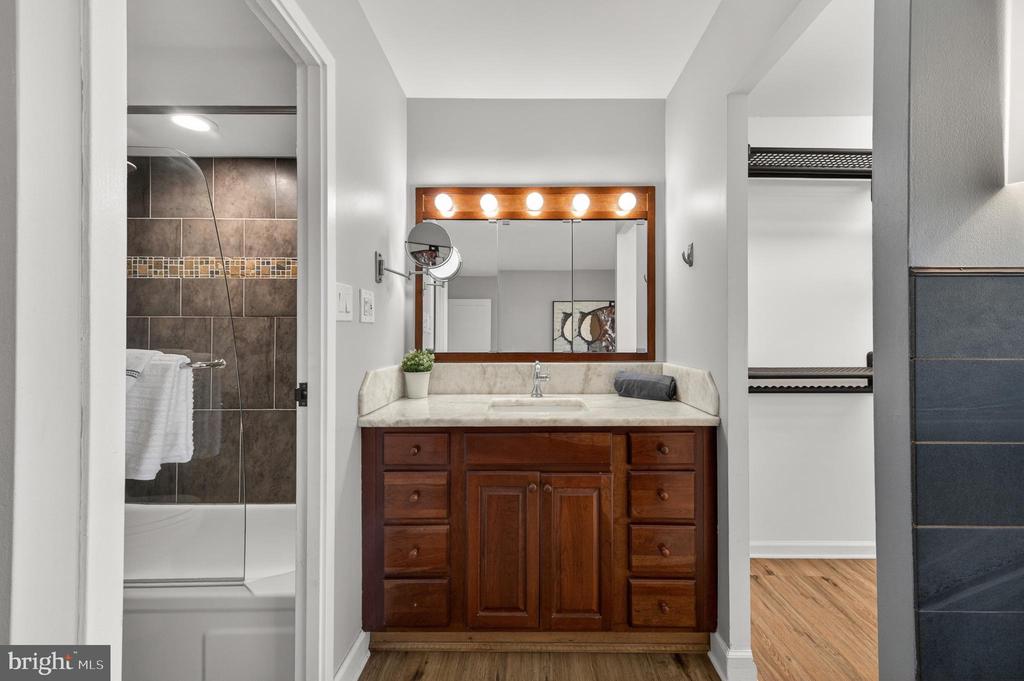 5300 COLUMBIA PIKE Unit: 701