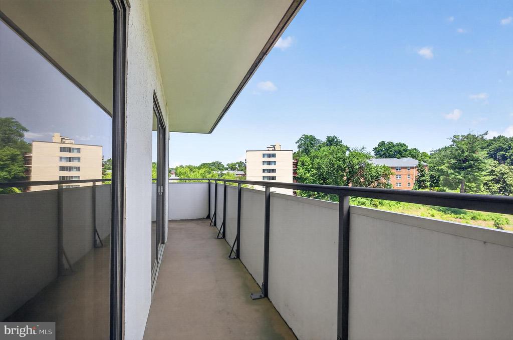 5300 COLUMBIA PIKE Unit: 701