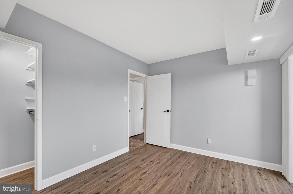 5300 COLUMBIA PIKE Unit: 701