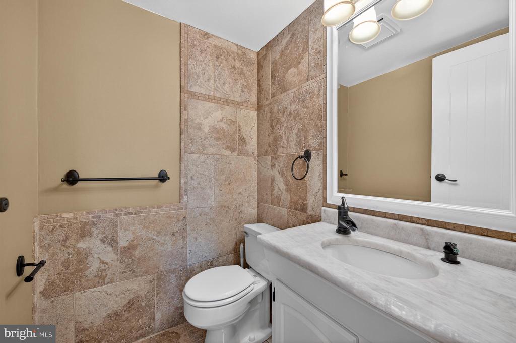 5300 COLUMBIA PIKE Unit: 701