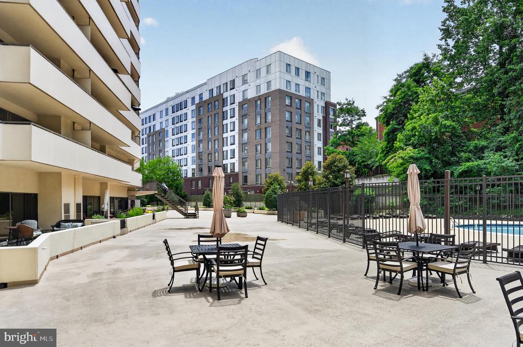 5300 COLUMBIA PIKE Unit: 701