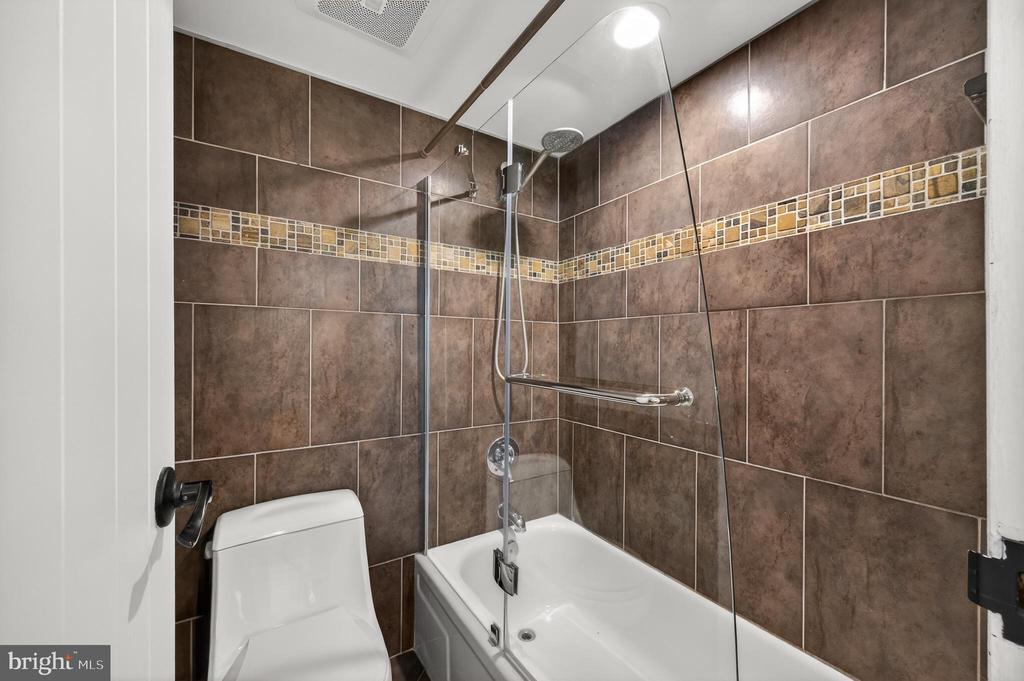 5300 COLUMBIA PIKE Unit: 701