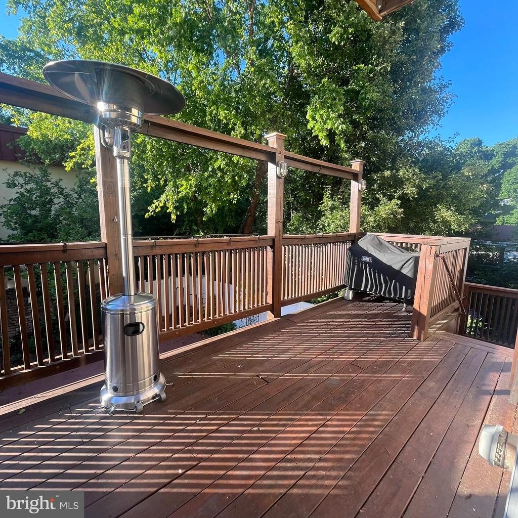 315 N MAPLE AVENUE
