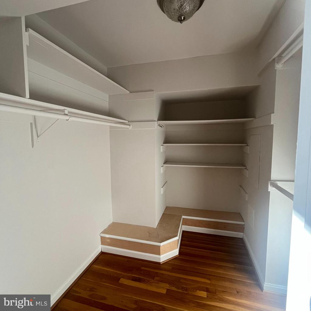 315 N MAPLE AVENUE