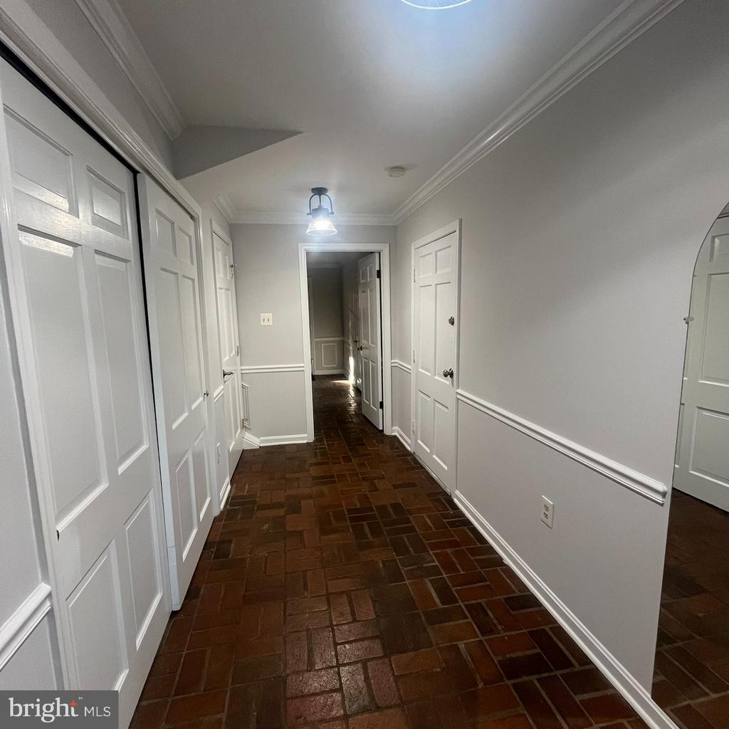 315 N MAPLE AVENUE
