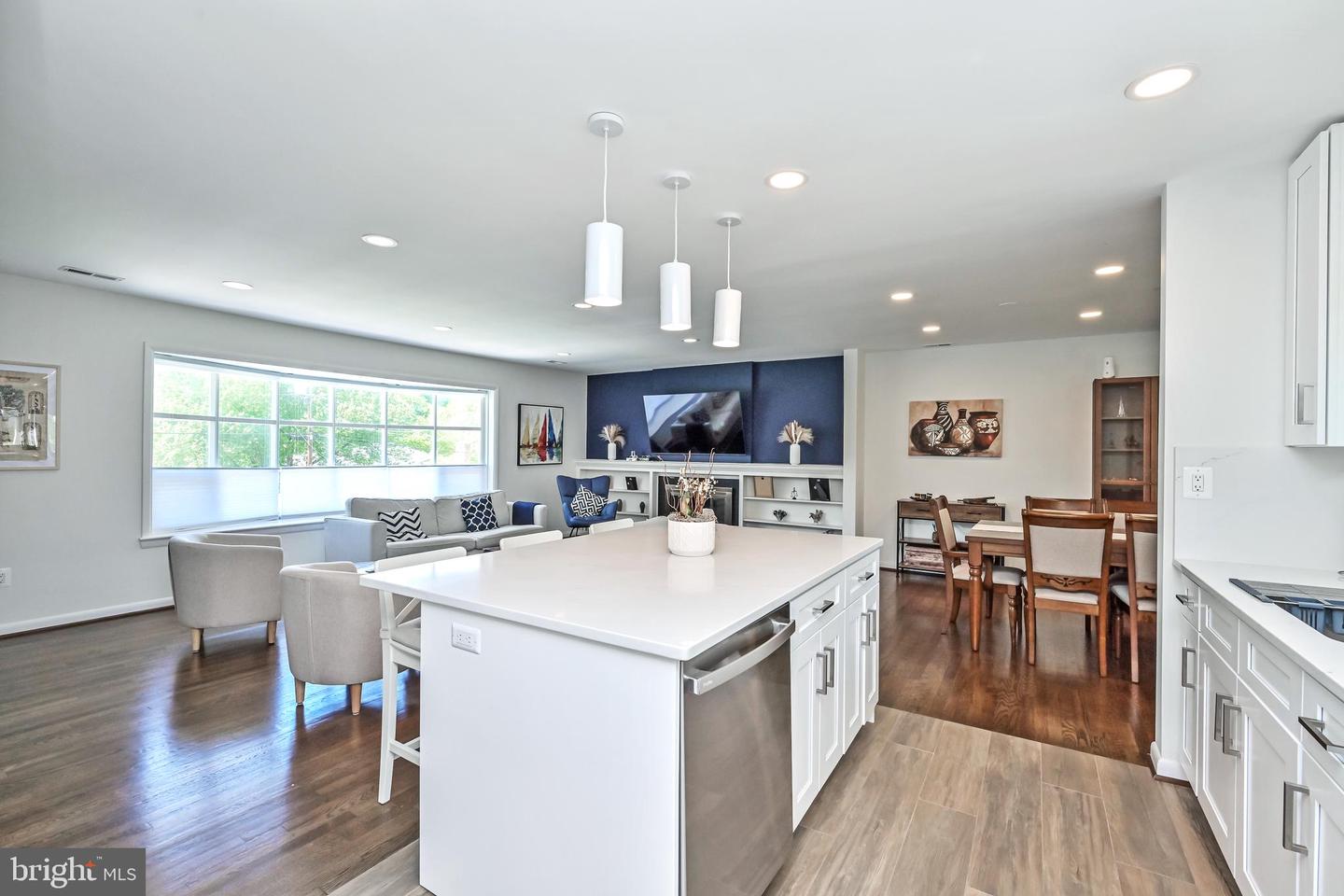 6210 Loch Raven Dr