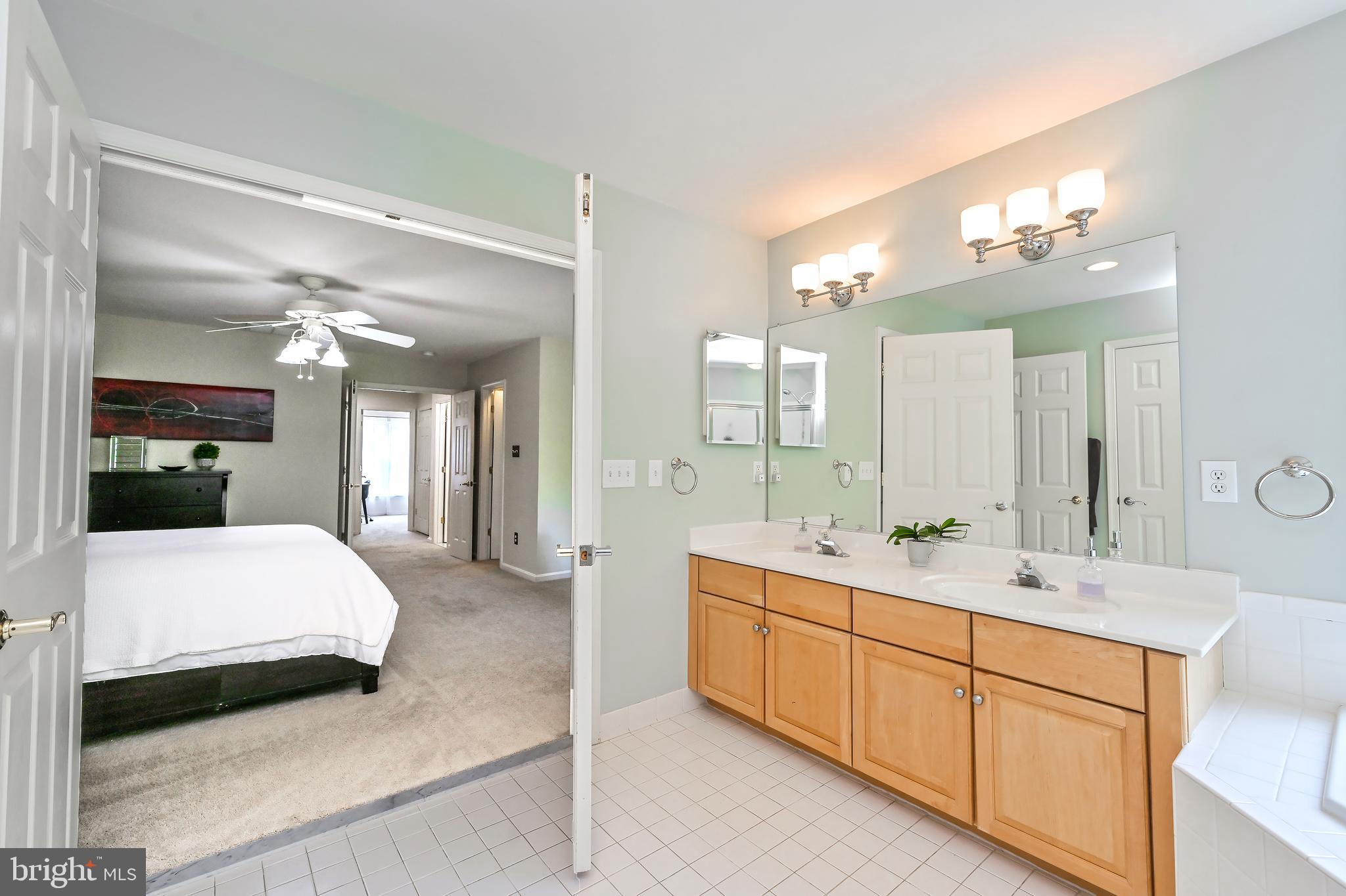 3392 Wilton Crest Ct