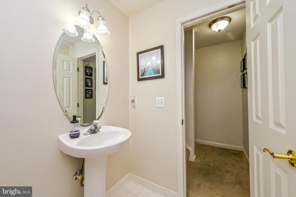 3392 Wilton Crest Ct