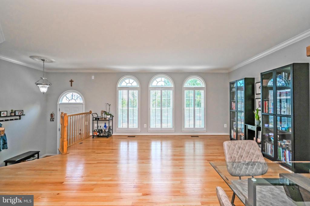 3392 Wilton Crest Ct