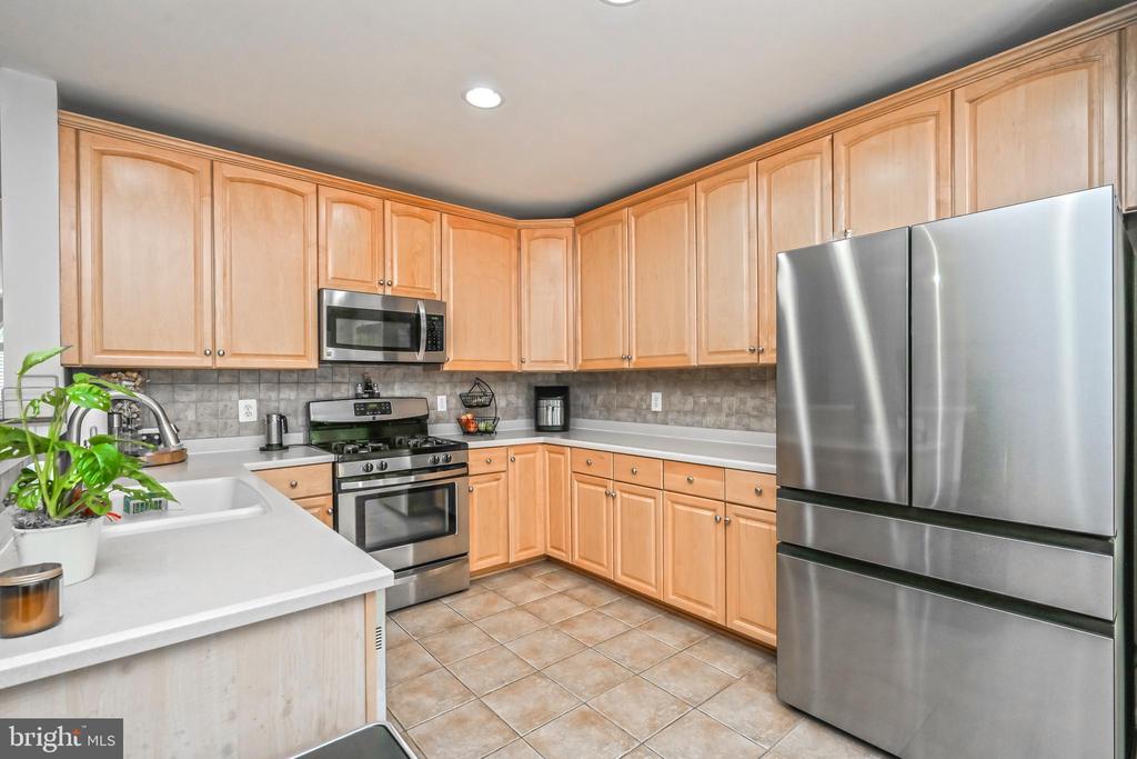 3392 Wilton Crest Ct