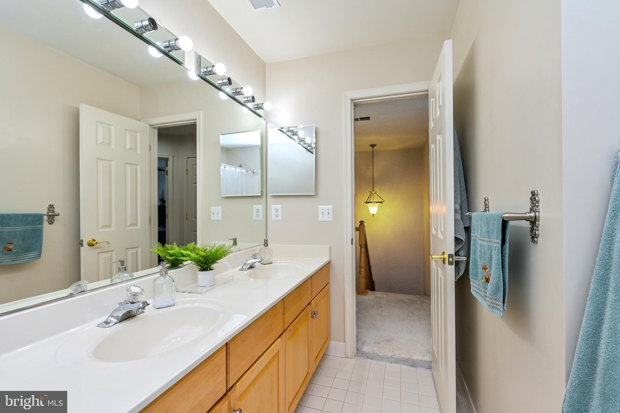 3392 Wilton Crest Ct