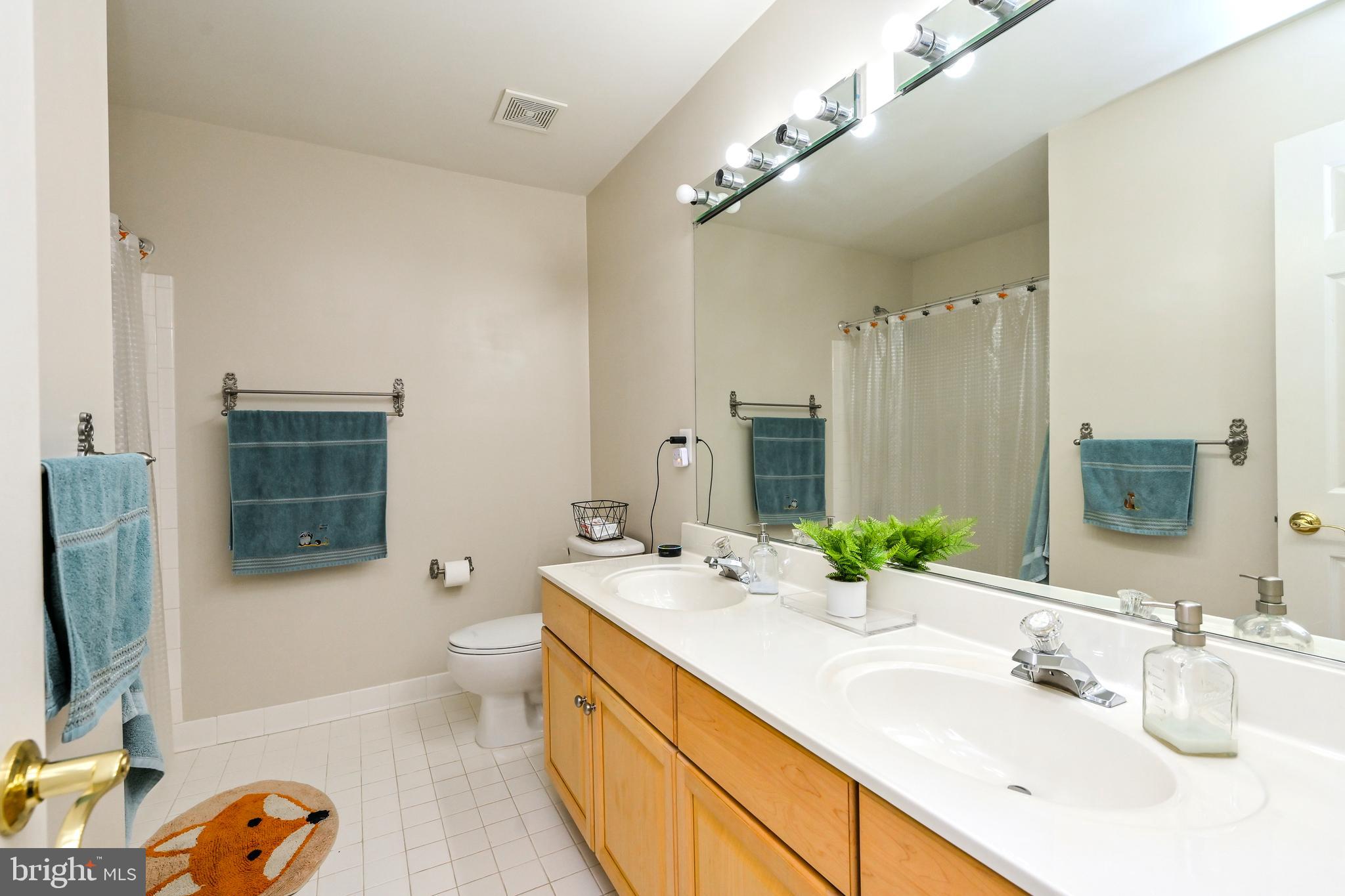 3392 Wilton Crest Ct