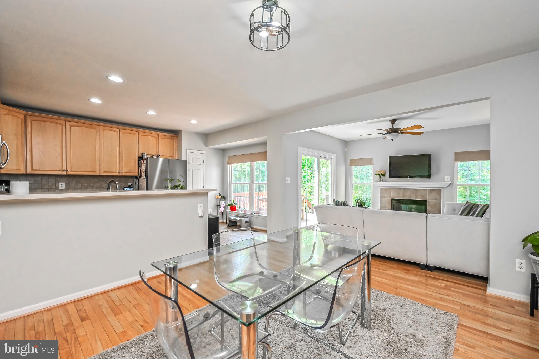 3392 Wilton Crest Ct