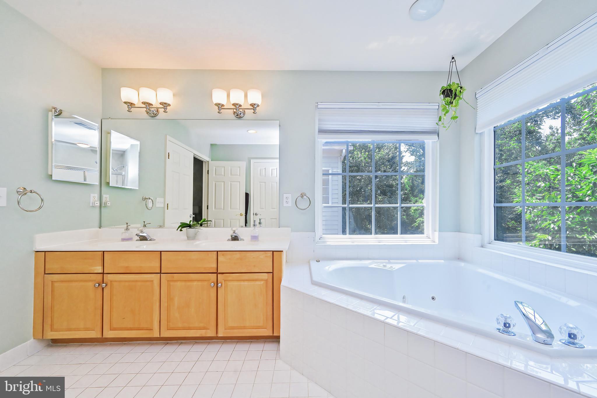 3392 Wilton Crest Ct