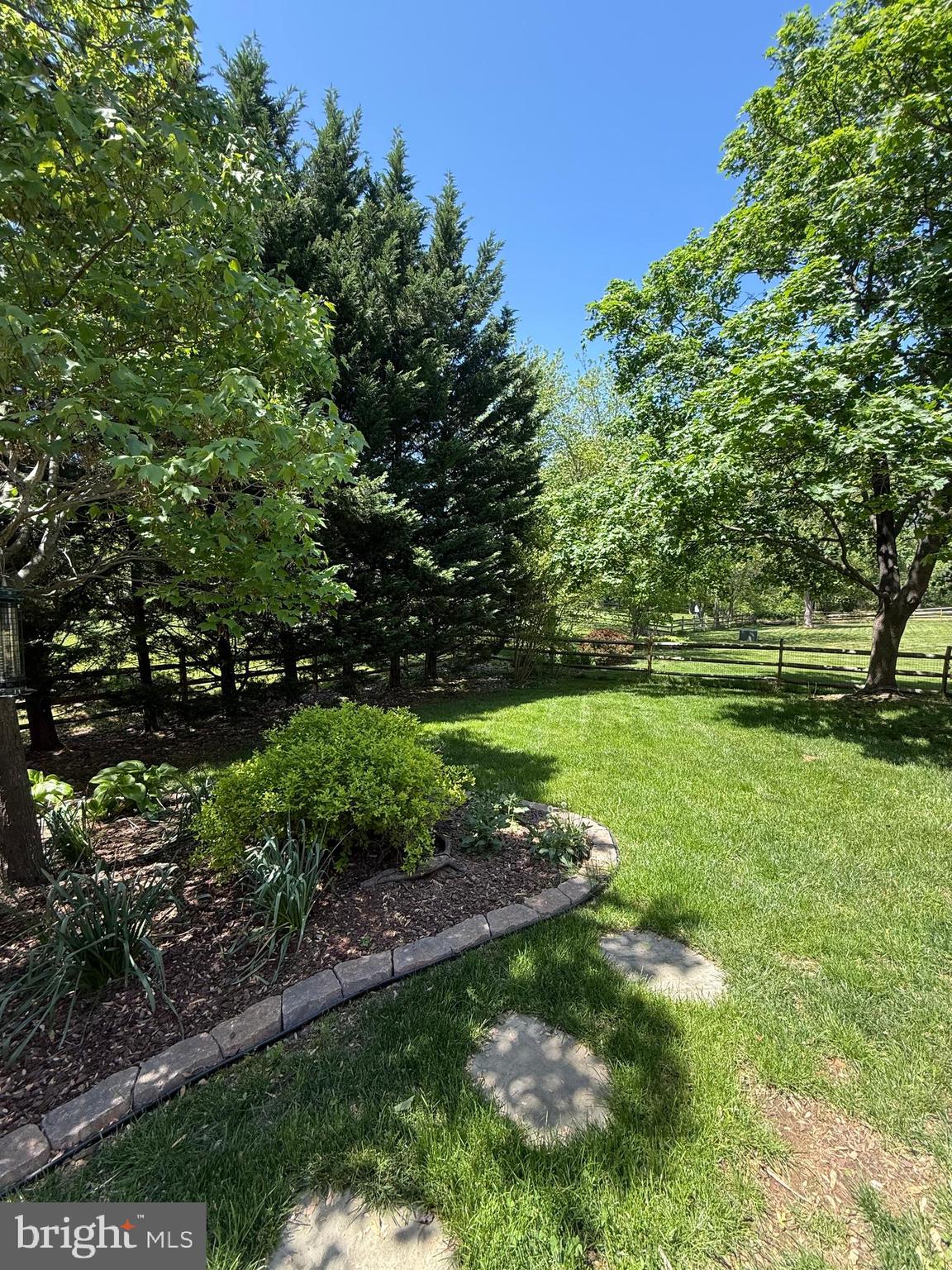 2222 STIRRUP IRON LN